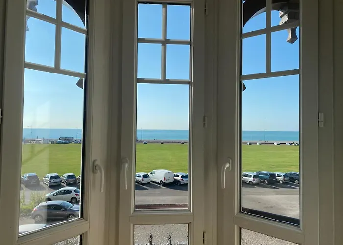 L\'Ecume Des Jours Vue Mer