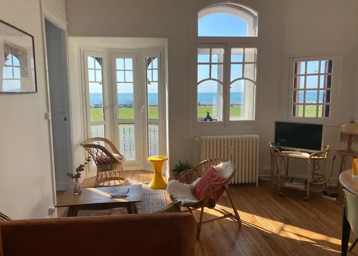 L\'Ecume Des Jours Vue Mer